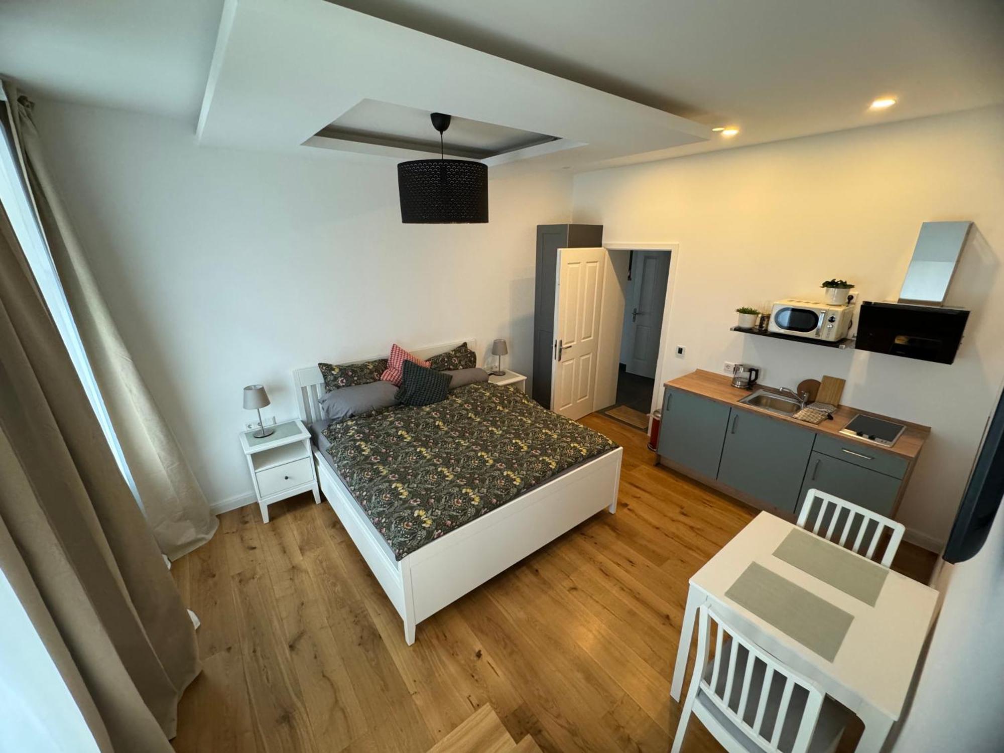 Boutique Hotel Pension Luisengruen Kueche 1Gbs Wlan Netflix Disney Magentatv Chemnitz Buitenkant foto