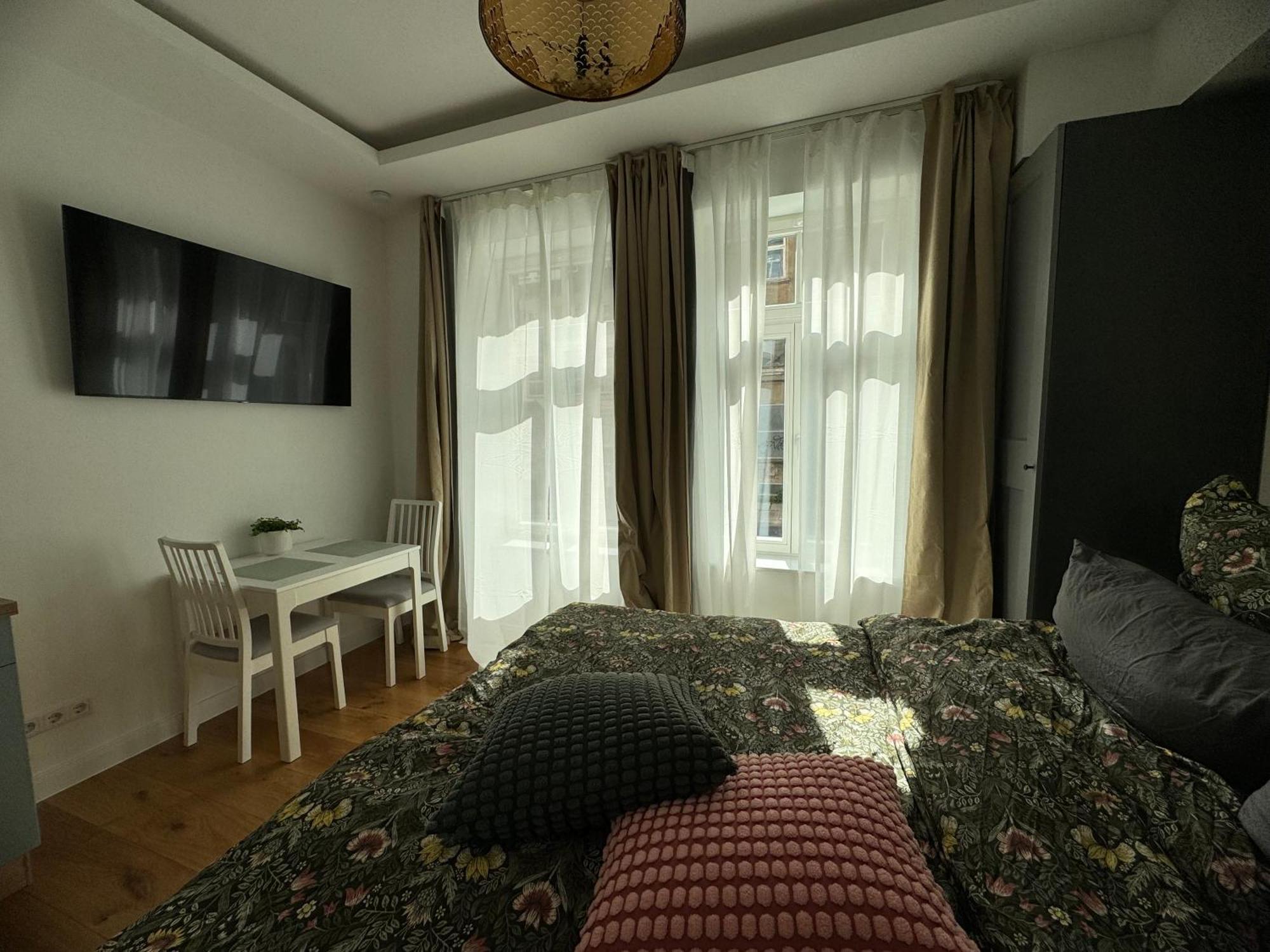 Boutique Hotel Pension Luisengruen Kueche 1Gbs Wlan Netflix Disney Magentatv Chemnitz Buitenkant foto